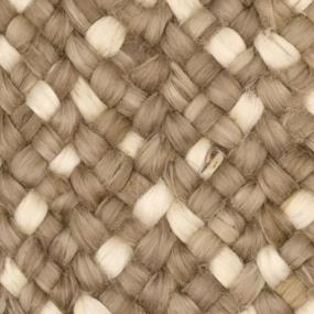 Coconut Zoomed Swatch