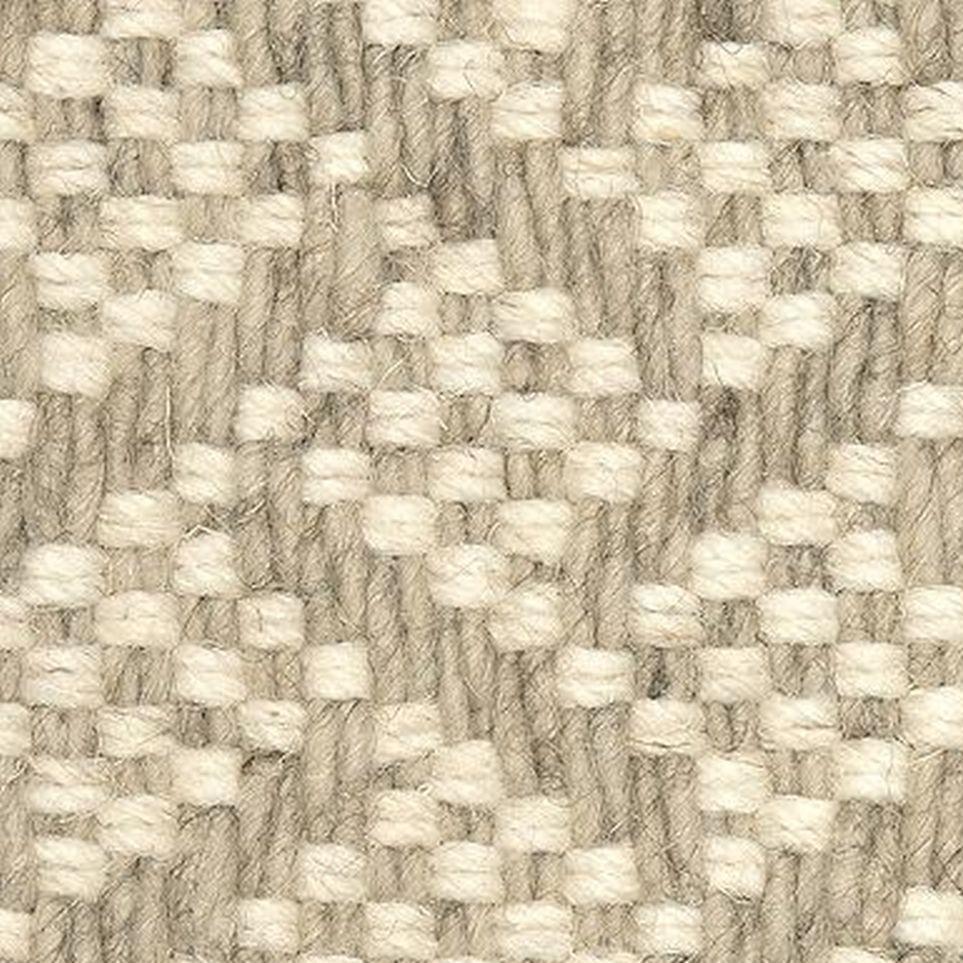 Nordic Mist Zoomed Swatch