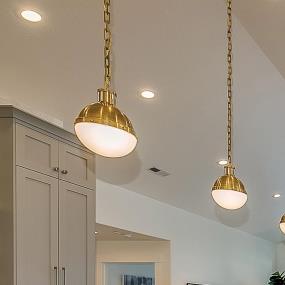 Eggshell Zoomed Swatch