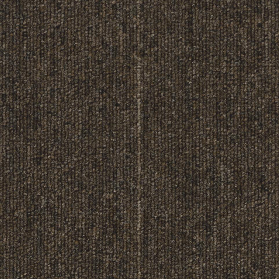 Main Stay Zoomed Swatch