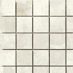 White Zoomed Swatch