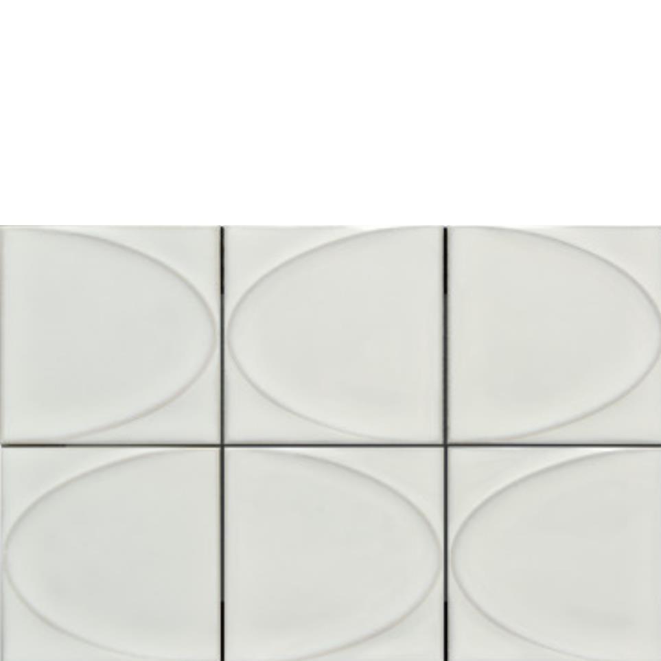 Silver Zoomed Swatch