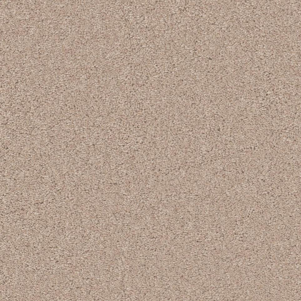 Creamy Zoomed Swatch