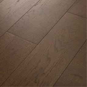 Noble Hall - Eminence Swatch