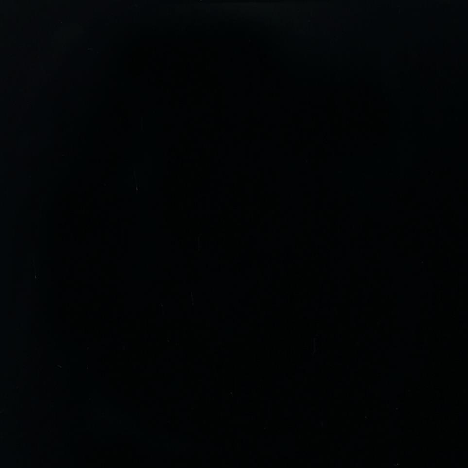 Black Glossy Zoomed Swatch
