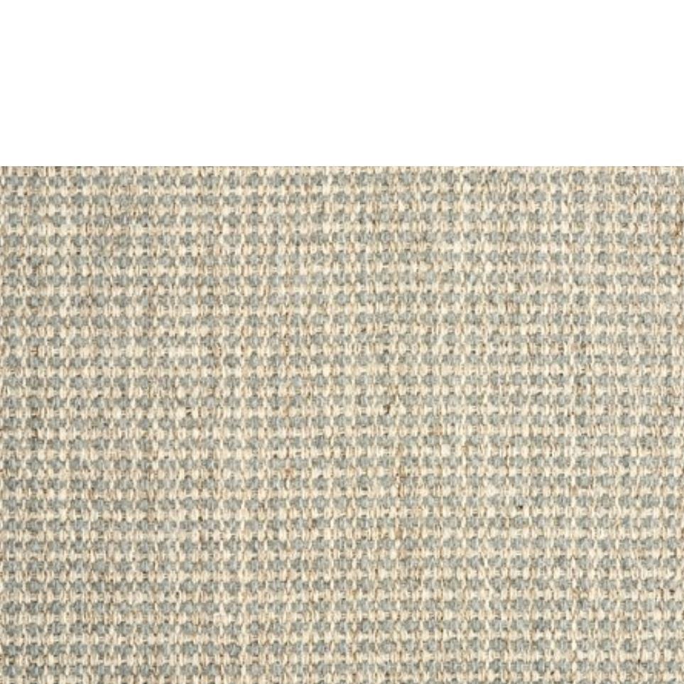 Platinum Zoomed Swatch