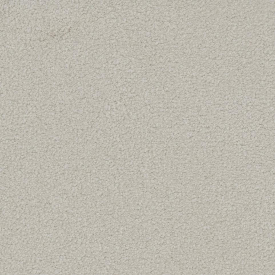 Creamfield Zoomed Swatch