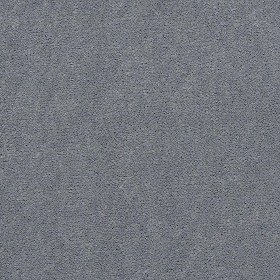 Dove Zoomed Swatch