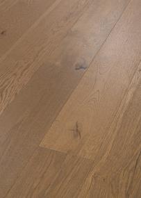 Elegance Oak - Caramel Swatch