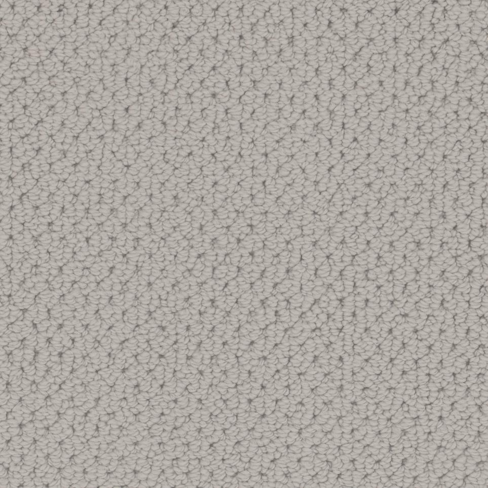 March Wind Zoomed Swatch