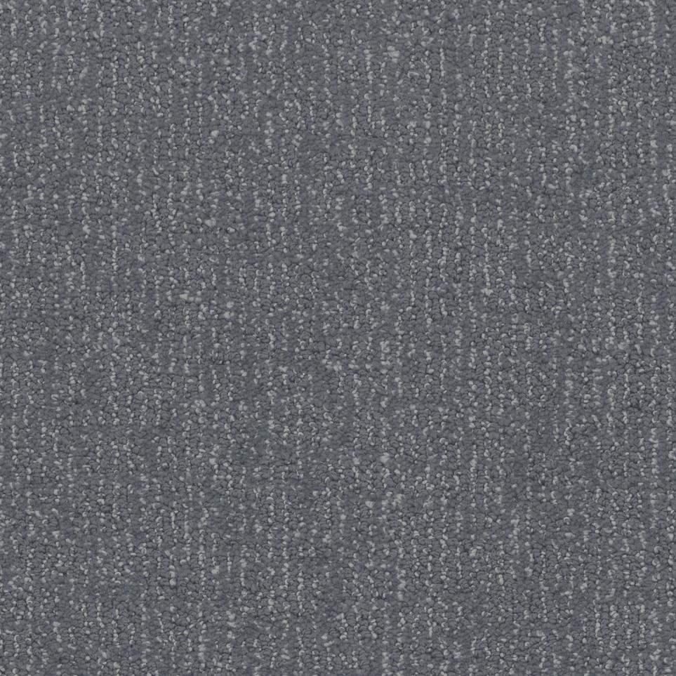 Solitude Zoomed Swatch