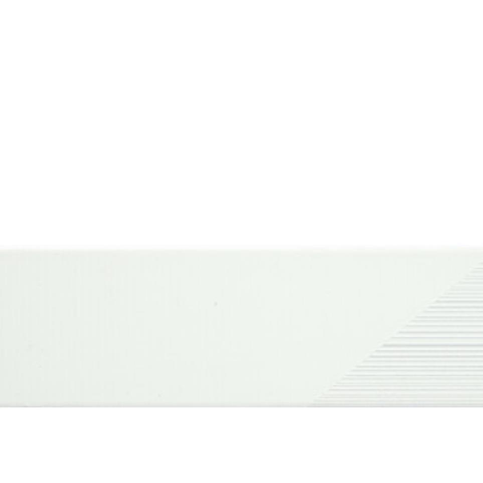 White Zoomed Swatch