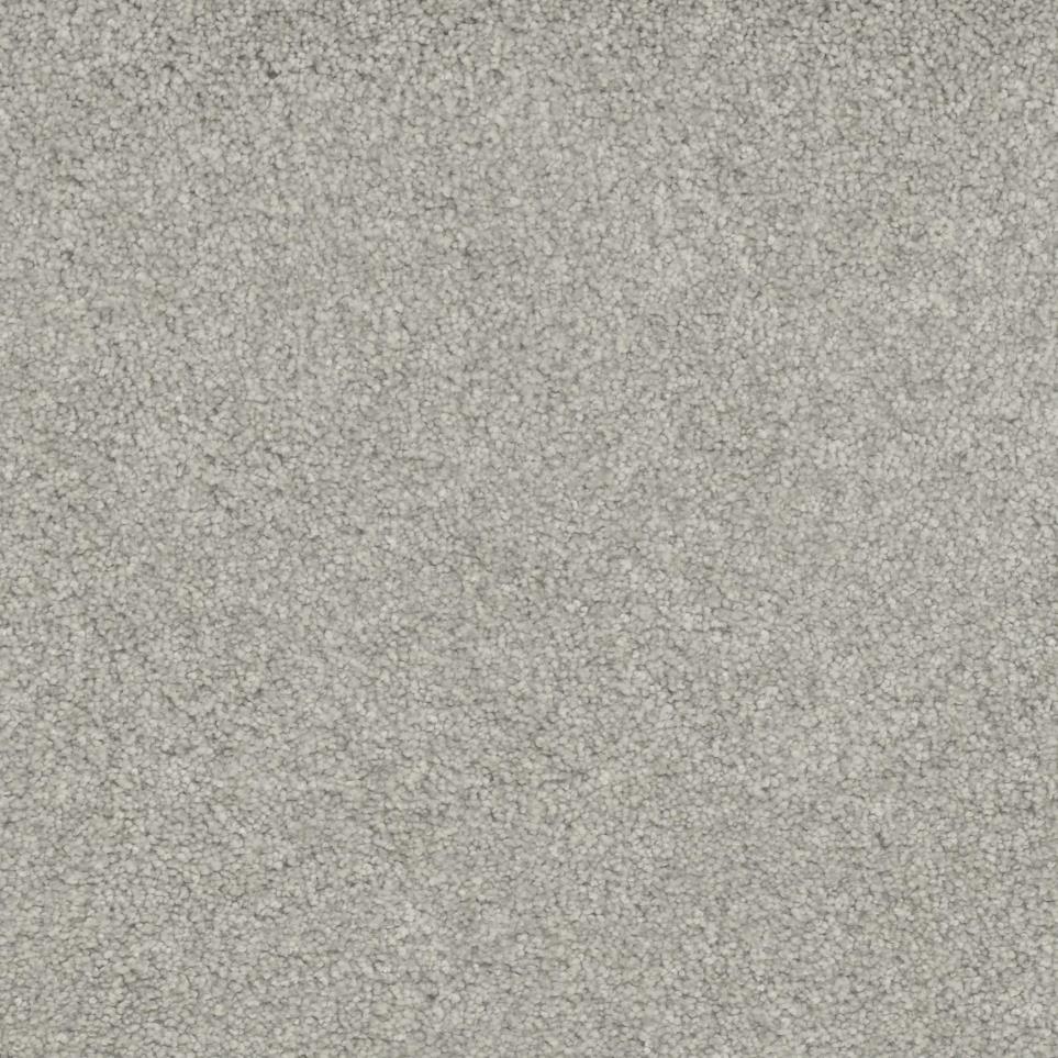 Good Feeling Zoomed Swatch