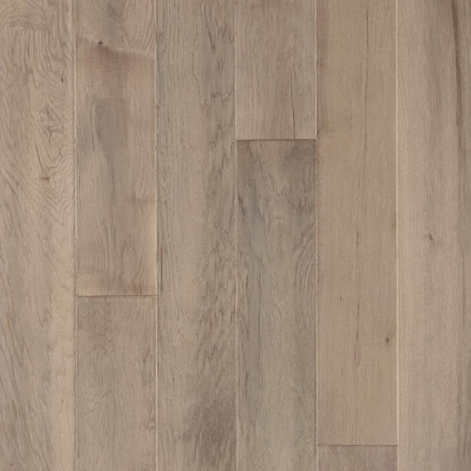 Heirloom Hickory Zoomed Swatch