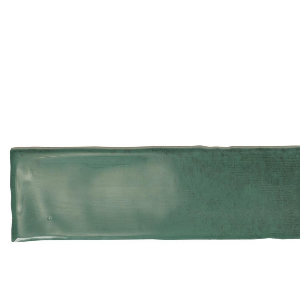 Allure Glossy Zoomed Swatch