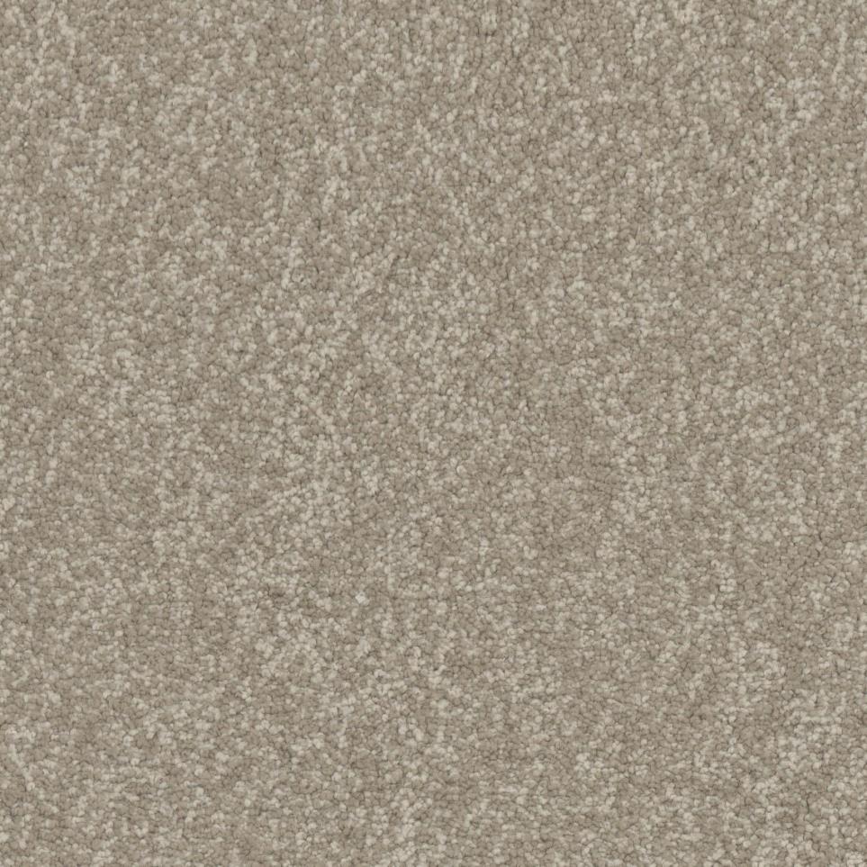 Almond Cream Zoomed Swatch