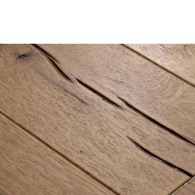 Spiced Whiskey Zoomed Swatch