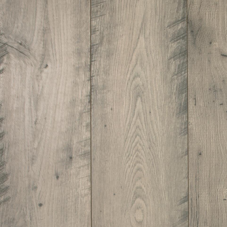 Silverstone Chestnut Zoomed Swatch
