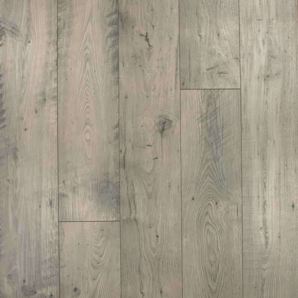 Silverstone Chestnut Swatch