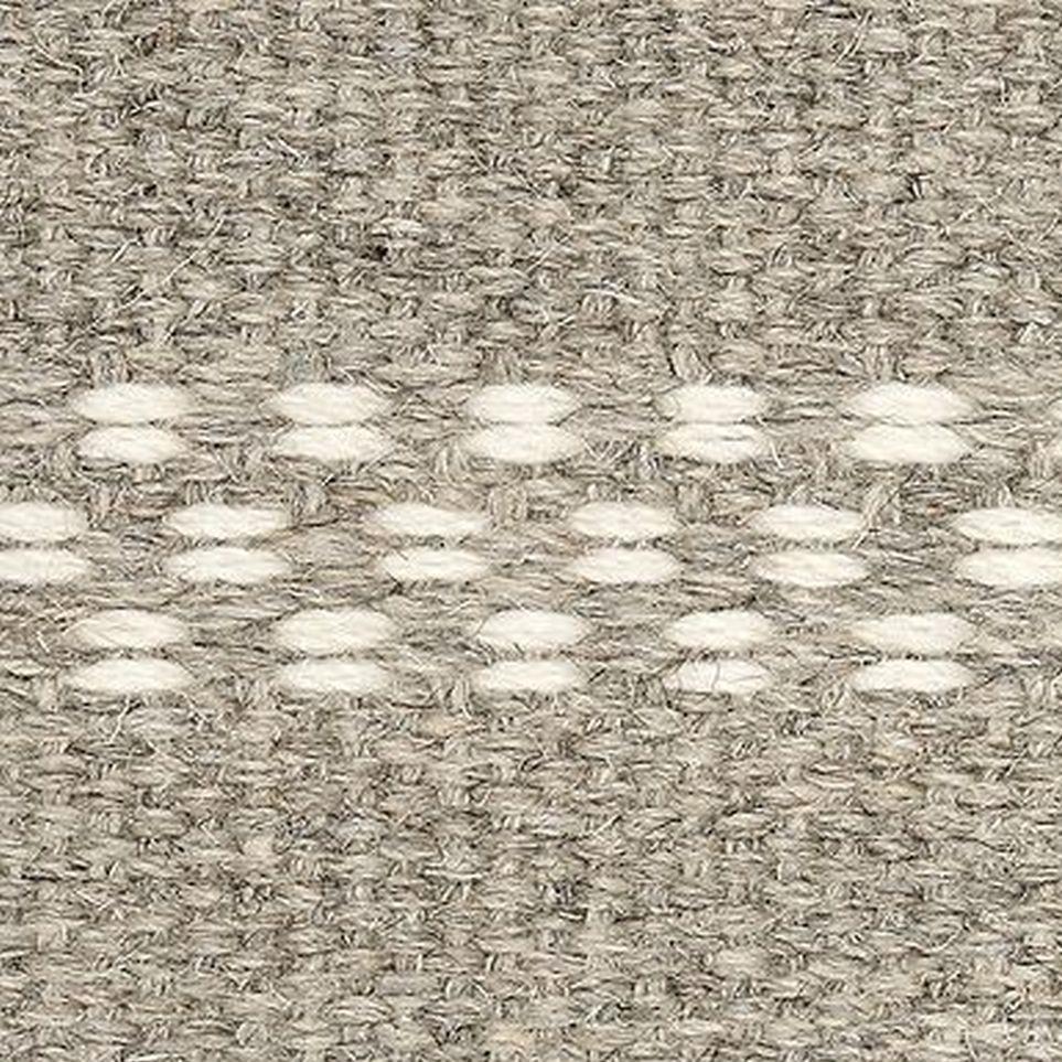 Willow Bark Zoomed Swatch