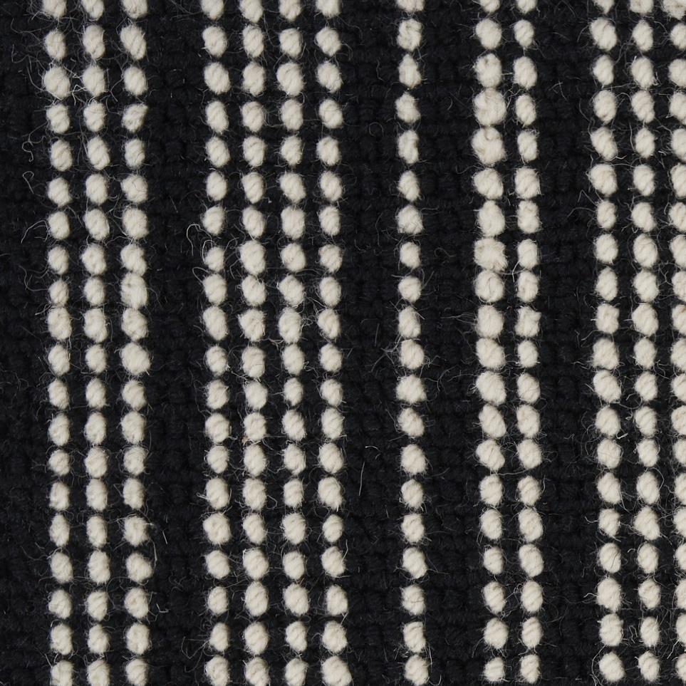 Black Tie Zoomed Swatch