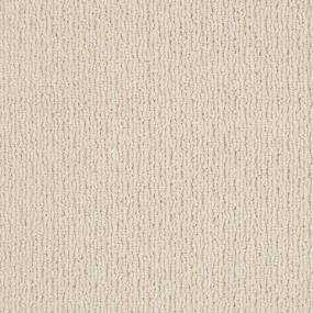 Chic Cream Zoomed Swatch