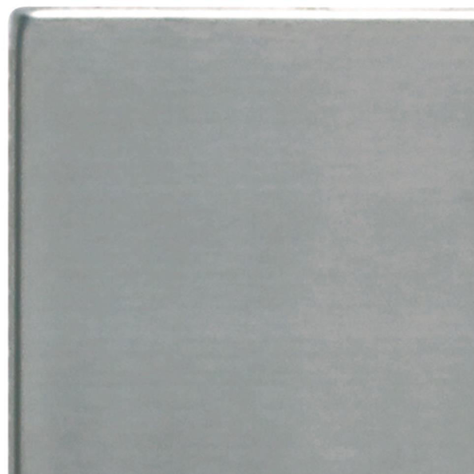 Brushed Stainless Steel Satin Zoomed Swatch