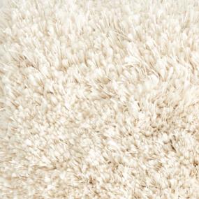Ivory Zoomed Swatch