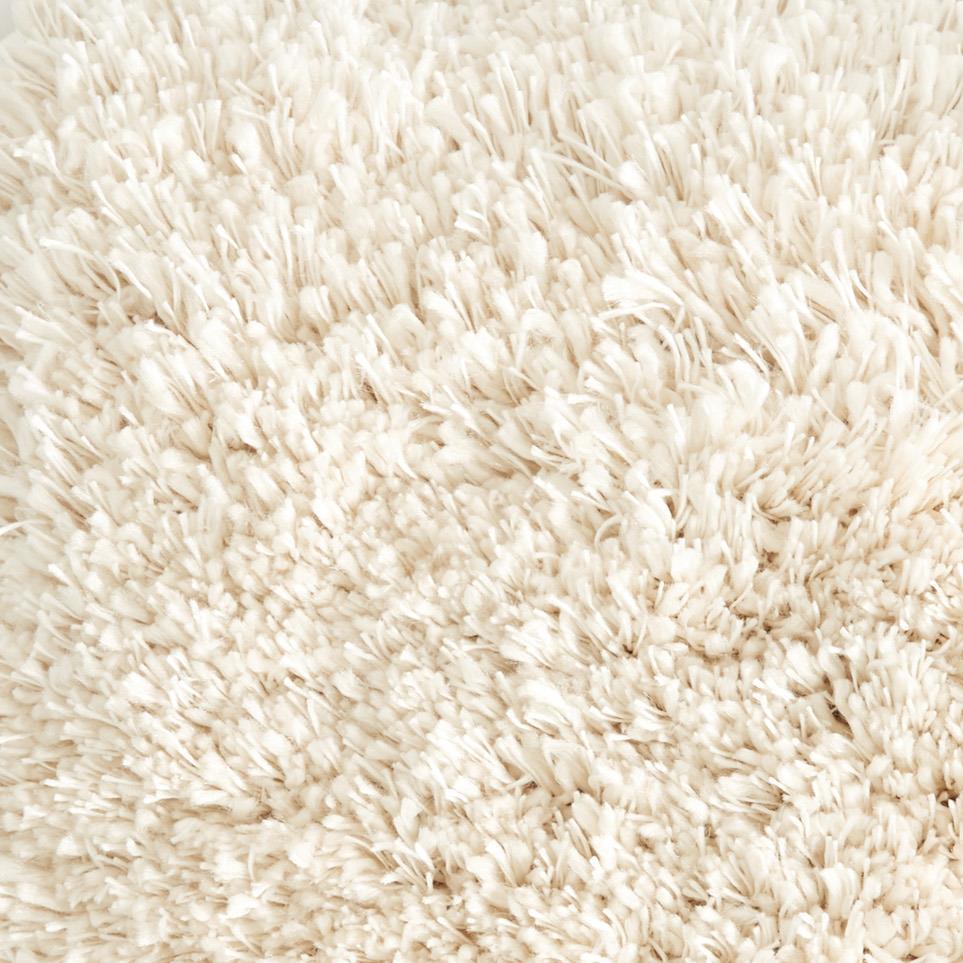 Ivory Zoomed Swatch