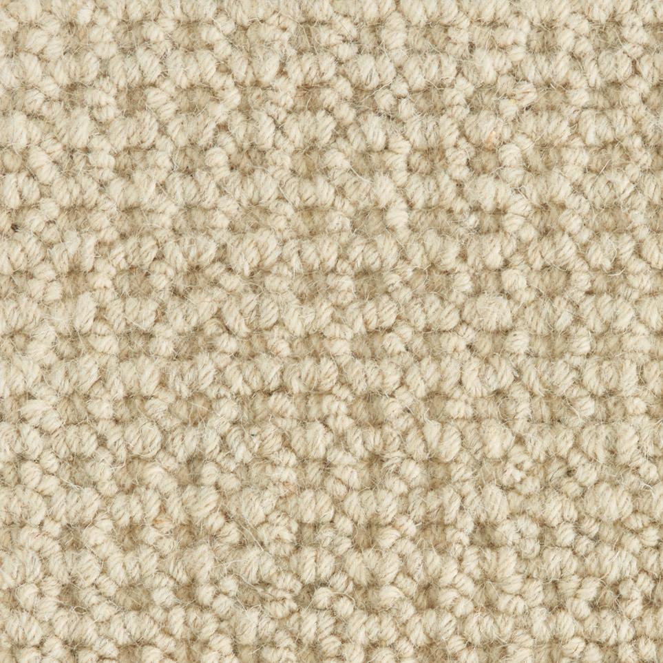 Pearl Zoomed Swatch