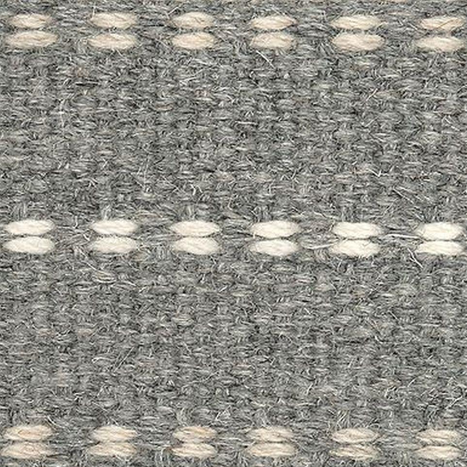 Zephyr Zoomed Swatch
