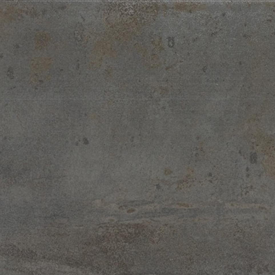Iron Light Polished Zoomed Swatch