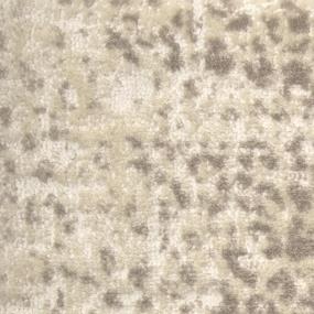 Pearl Zoomed Swatch