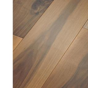 Regency Walnut Zoomed Swatch