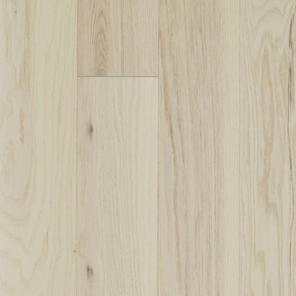 Passage Zoomed Swatch